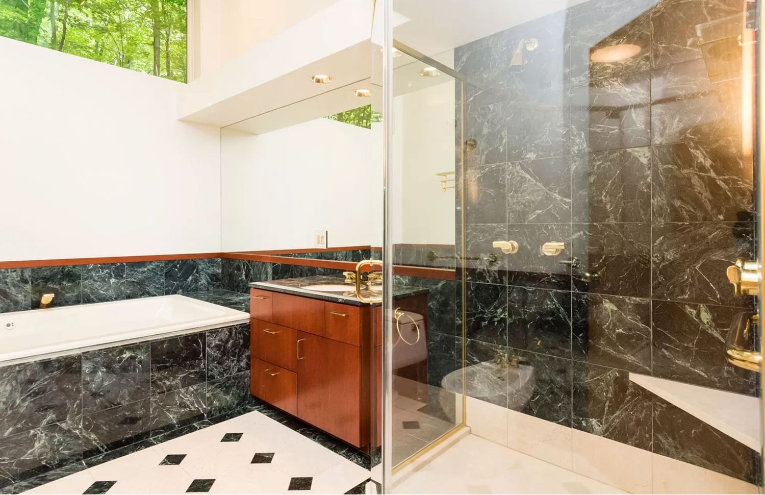 GS Bath 2 BEF