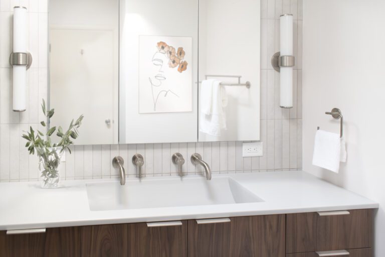 A Guide to Shopping for Art for Your Home